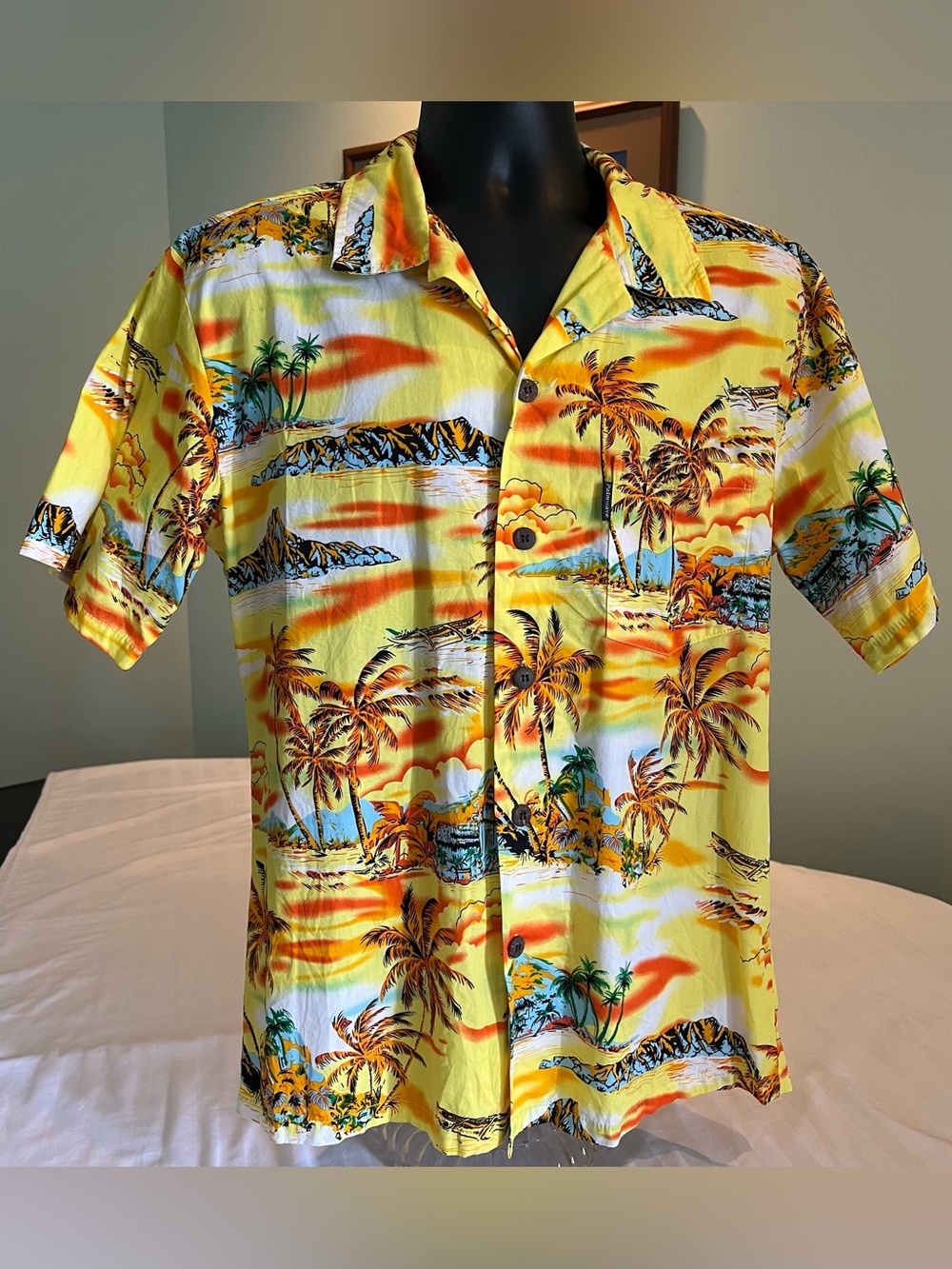 Palmwave Hawaiian Shirt Sz M Tropical Yellow Orange  Short Sleeve Button Cotton